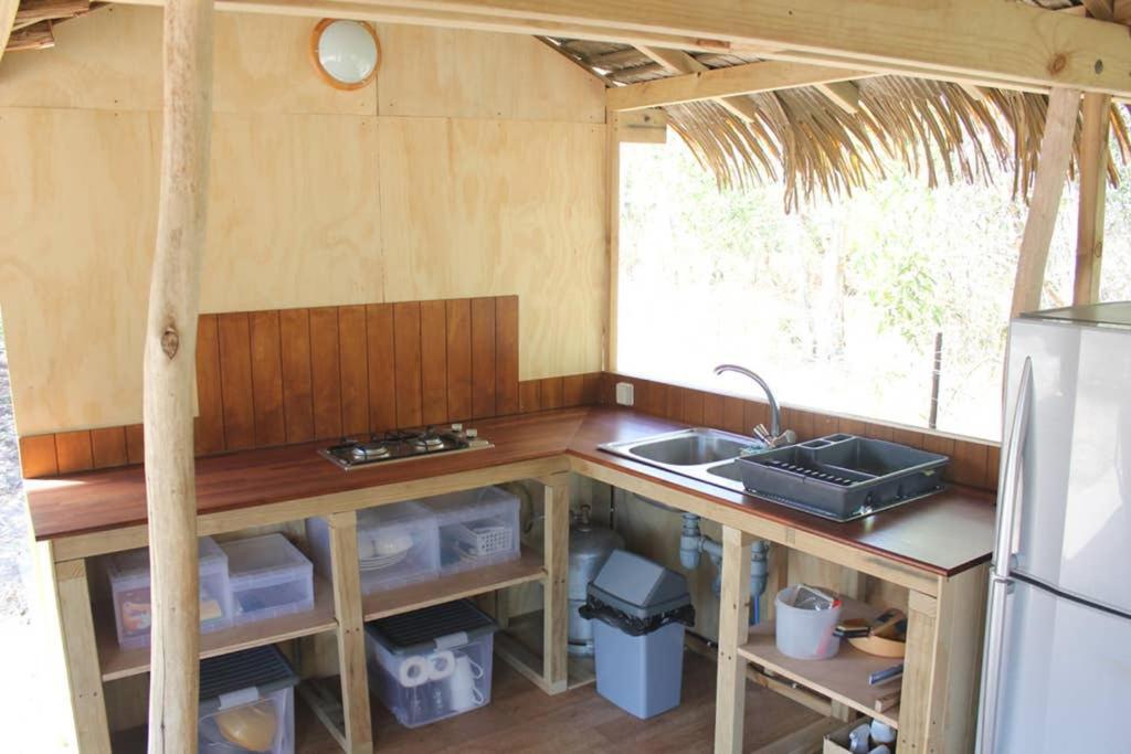La Case, un espace qui invite à l'essentiel ! Bouloupari Exterior foto